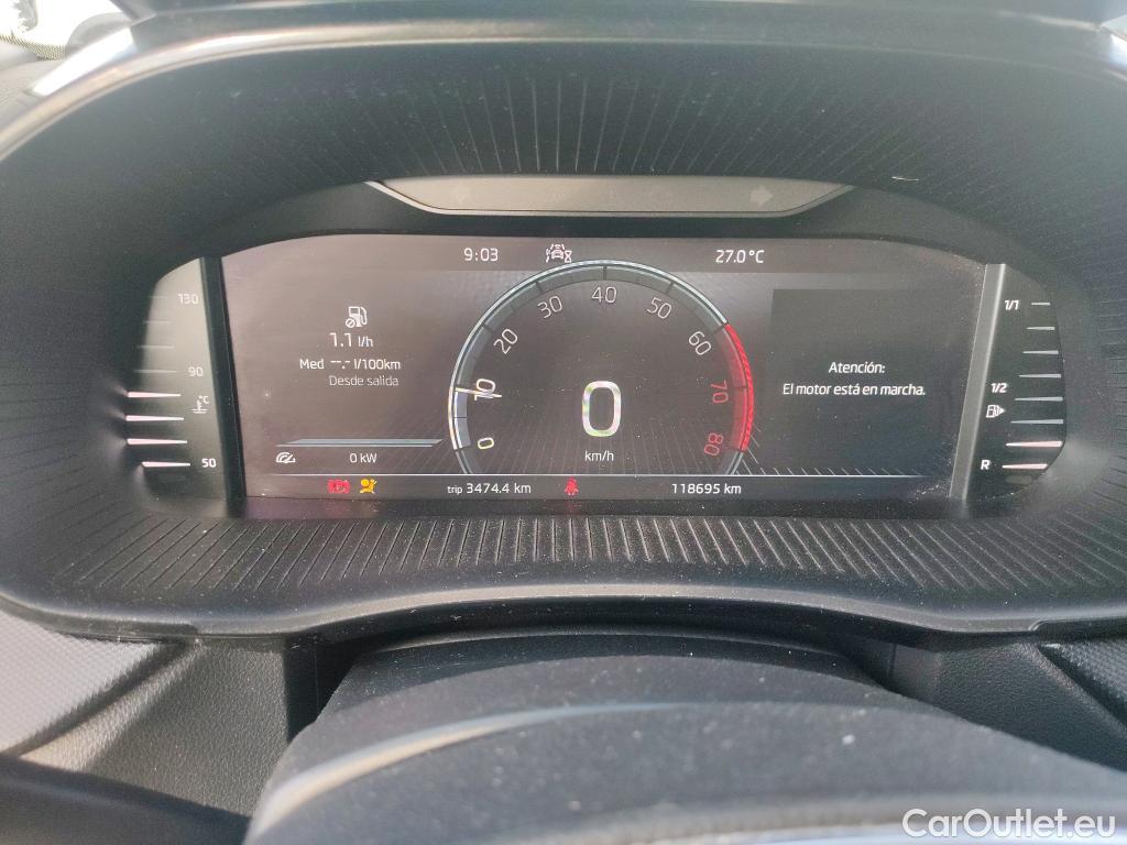 Skoda  Fabia SKODA  / 2021 / 5P / berlina con portón 1.0 TSI 70kW (95CV) Ambition (AC4) #21
