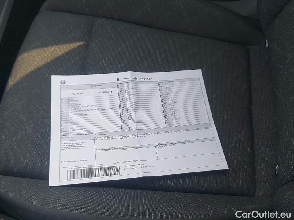  Volkswagen  Golf  VOLKSWAGEN / 2020 / 5P / familiar 2.0 TDI 85kW (115CV) DSG Variant #6