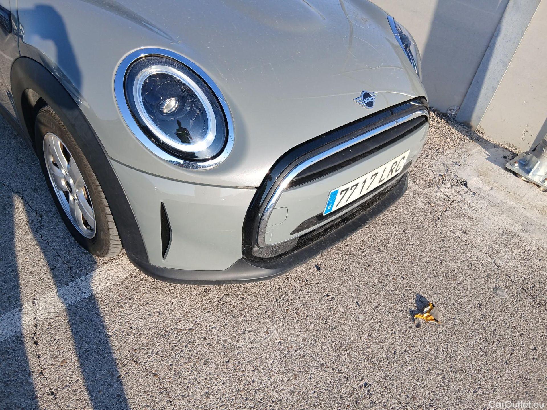  Mini  Mini   / 2021 / 3P / berlina con portón ONE #10