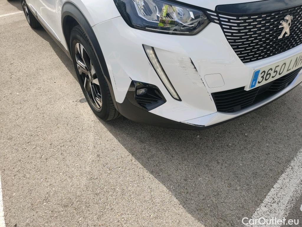  Peugeot  2008 PEUGEOT  / 2019 / 5P / todoterreno Allure Pack BlueHDI 81kW (110CV) (AC) #33