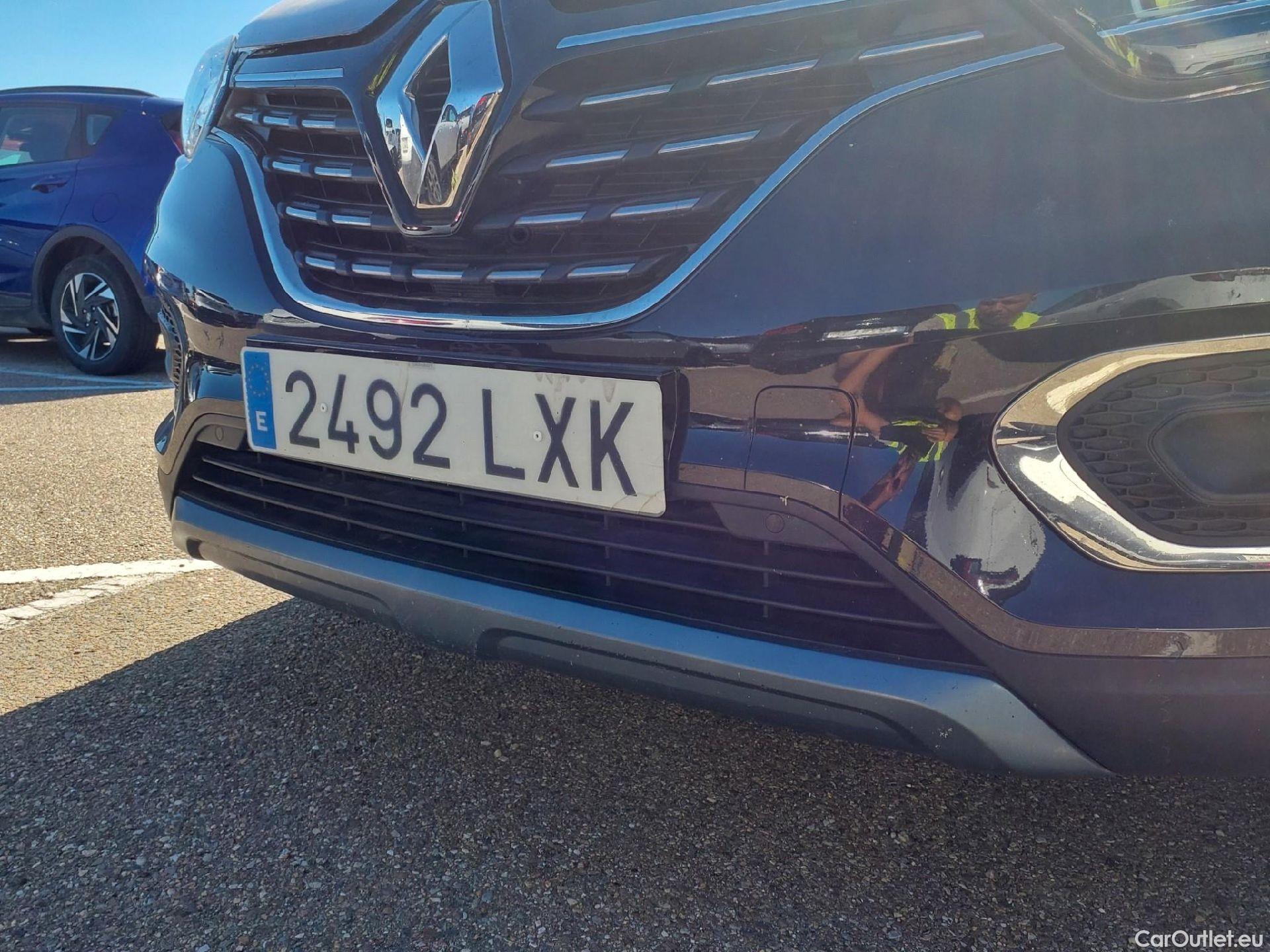  Renault  Kadjar RENAULT  / 2019 / 5P / crossover Zen GPF TCe 103kW (140CV) EDC (AC) #40