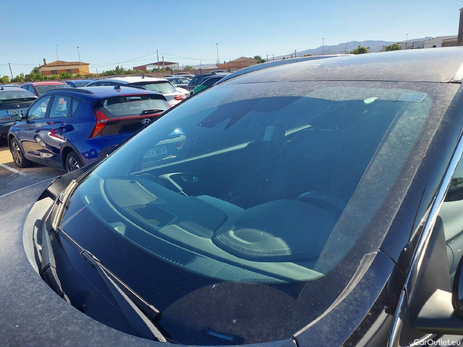  Renault  Kadjar RENAULT  / 2019 / 5P / crossover Zen GPF TCe 103kW (140CV) EDC (AC) #1