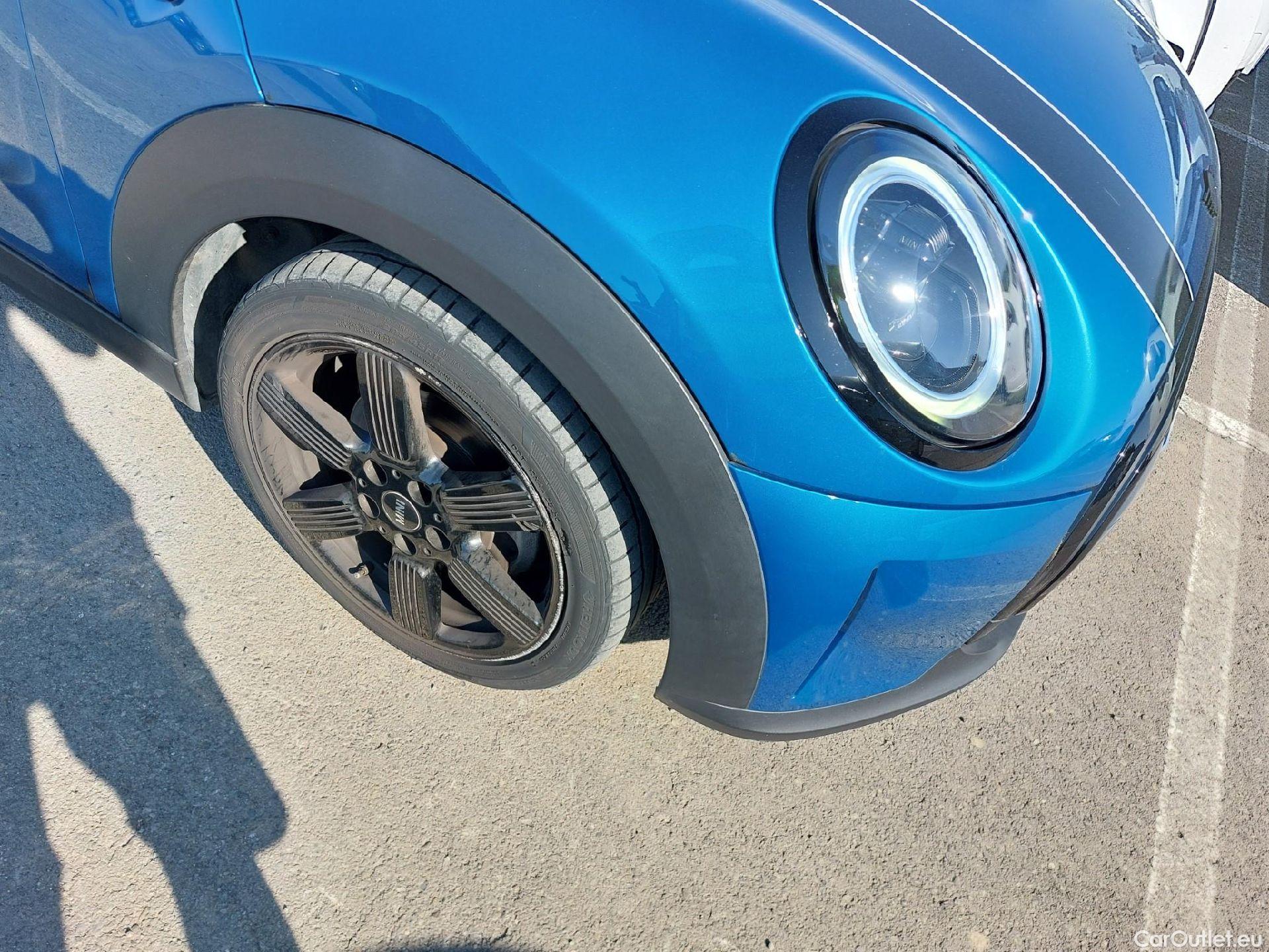  Mini  Cooper MINI MINI / 2021 / 5P / berlina con portón  5 PUERTAS #4