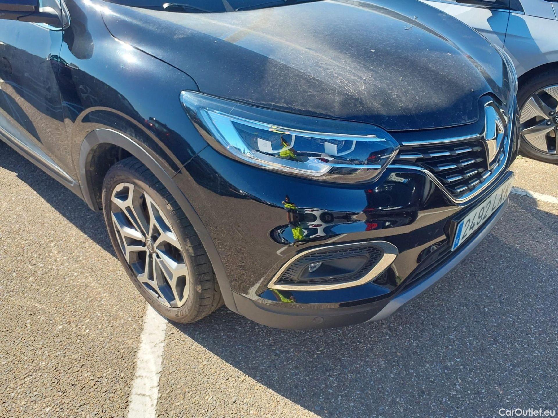  Renault  Kadjar RENAULT  / 2019 / 5P / crossover Zen GPF TCe 103kW (140CV) EDC (AC) #36