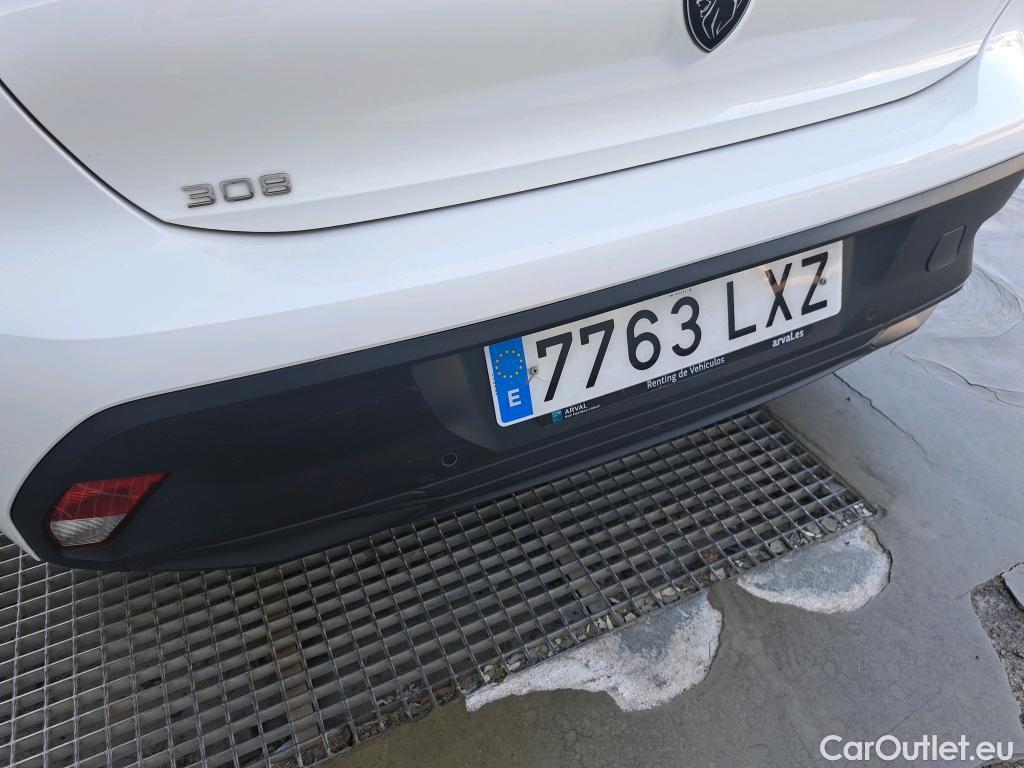 Peugeot  308 PEUGEOT  / 2021 / 5P / berlina con portón 5P Active Pack BlueHDi 130 S&S MAN #19
