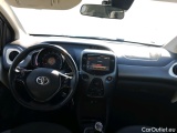  Toyota  Aygo TOYOTA  / 2018 / 5P / minicoche 1.0 70 x-play #3