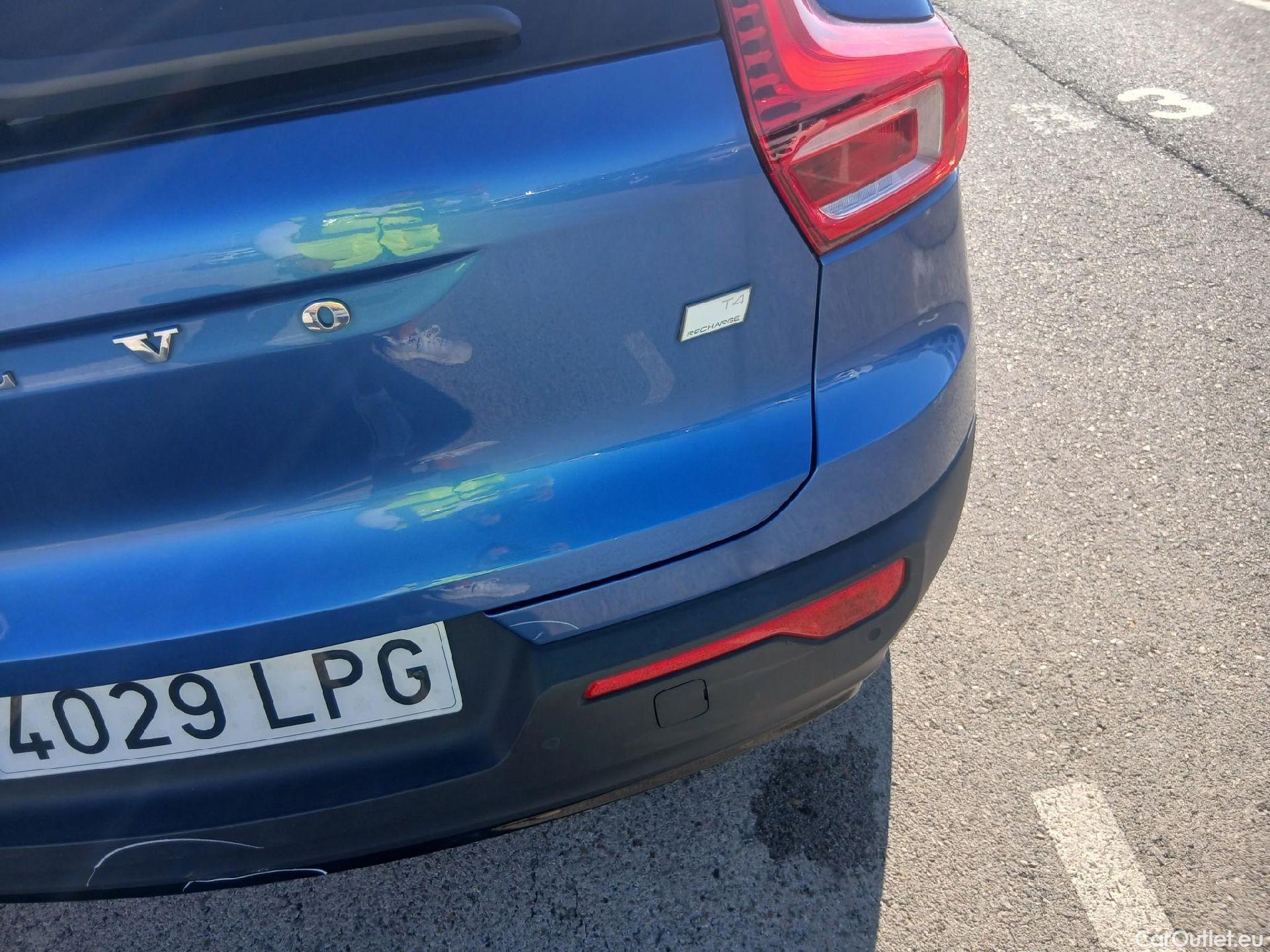  Volvo  XC 40 VOLVO XC40 / 2017 / 5P / todoterreno 1.5 T4 Twin Recharge R-Design Exp Auto #27
