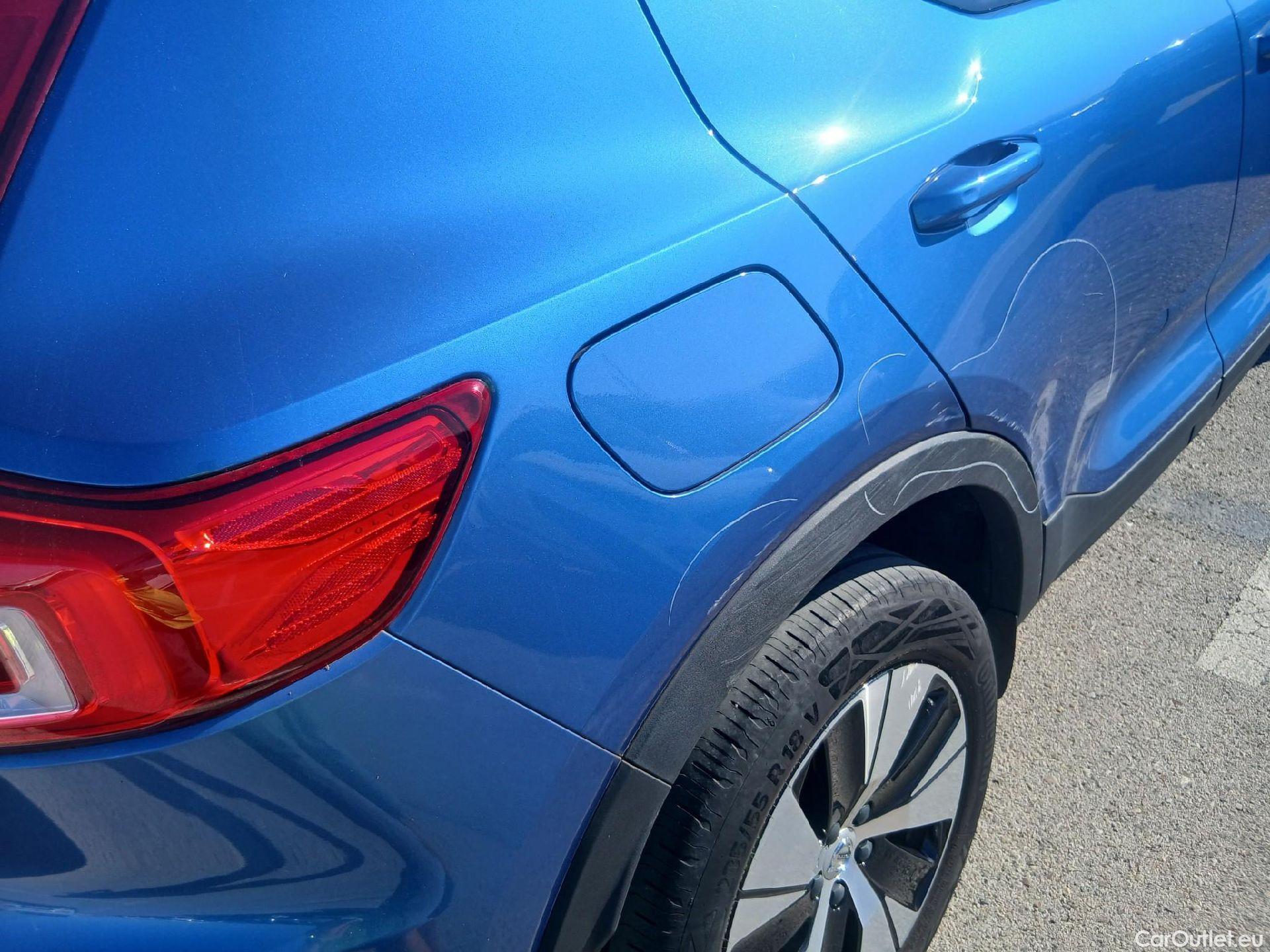  Volvo  XC 40 VOLVO XC40 / 2017 / 5P / todoterreno 1.5 T4 Twin Recharge R-Design Exp Auto #29