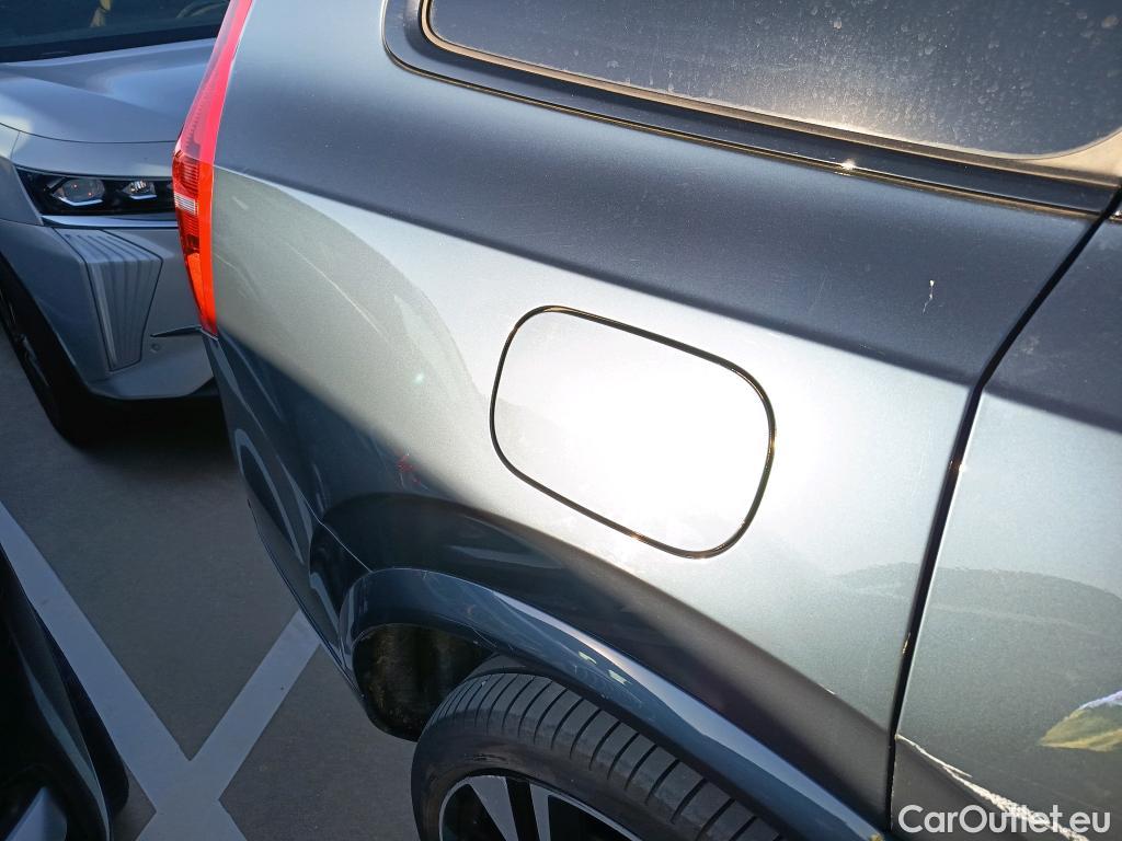  Volvo  XC90 VOLVO  / 2019 / 5P / todoterreno 2.0 T8 AWD Recharge R-Design Auto (AC) #43