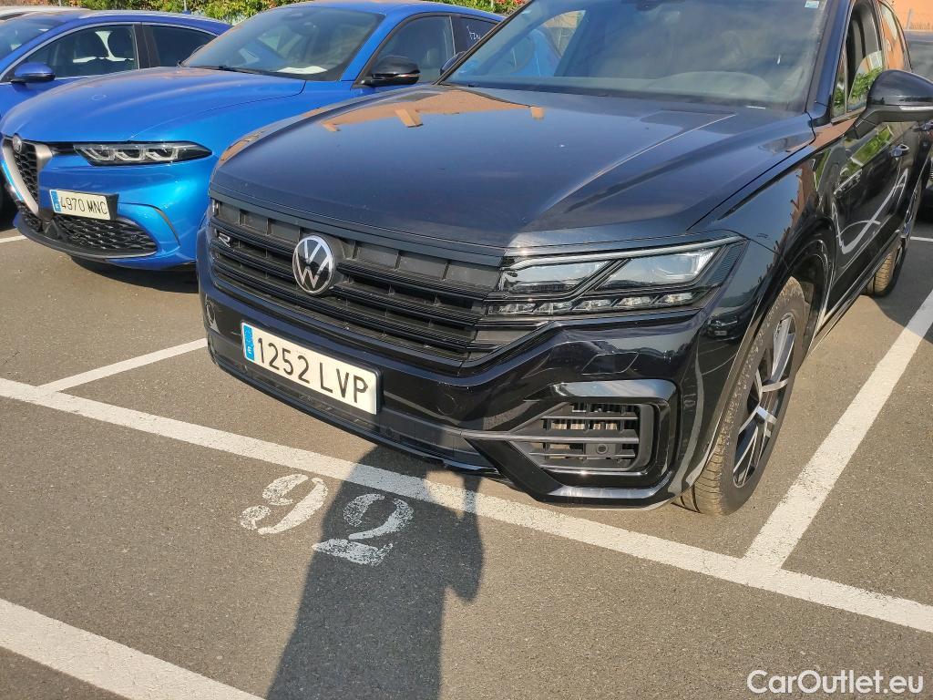  Volkswagen  Touareg VOLKSWAGEN  / 2018 / 5P / todoterreno R 3.0 V6 TSI 340kW Tip 4M (AC2) #30
