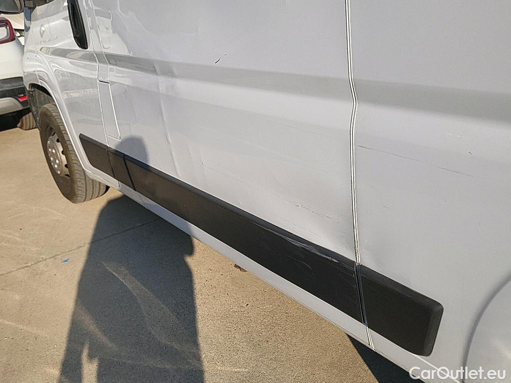  Opel  Movano OPEL  / 2021 / 4P / furgón  Q4 Furgón Base L2H2 3.5T 2.2 BHDi 103kW #42