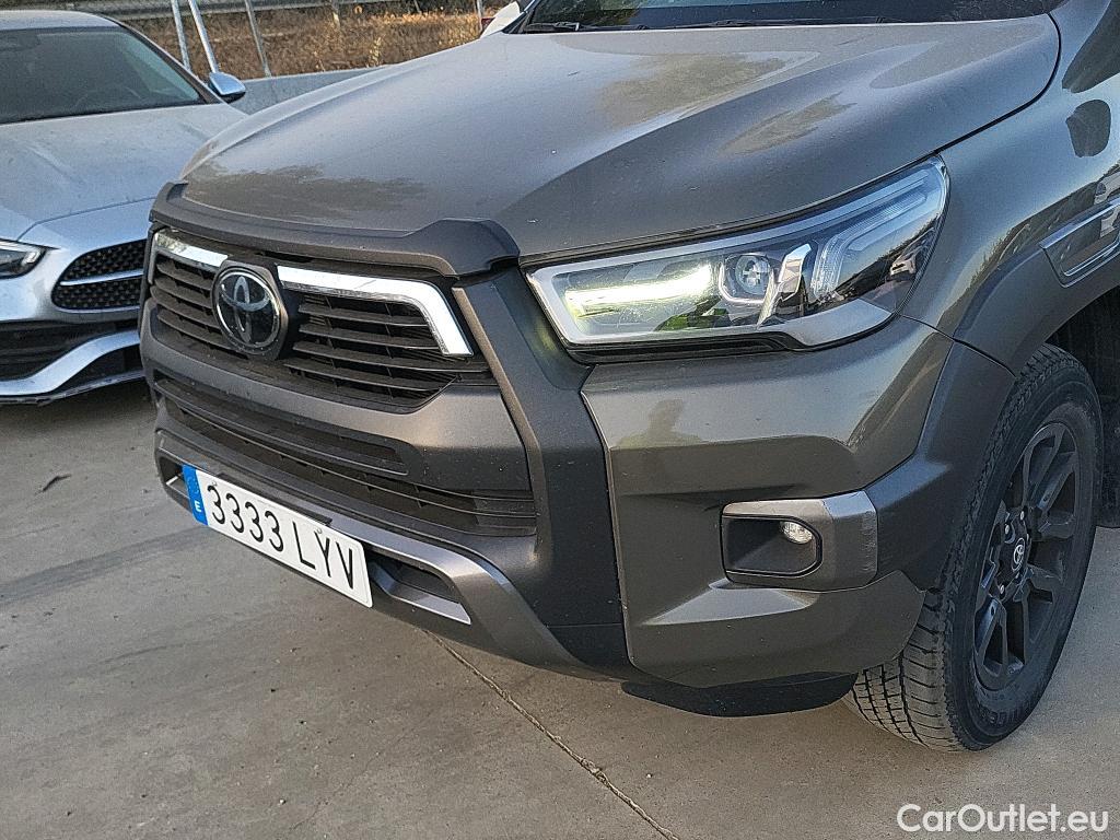  Toyota  Hilux TOYOTA  / 2020 / 4P / pickup 2.8 D-4D 150kW C. Doble Invincible A/T #5