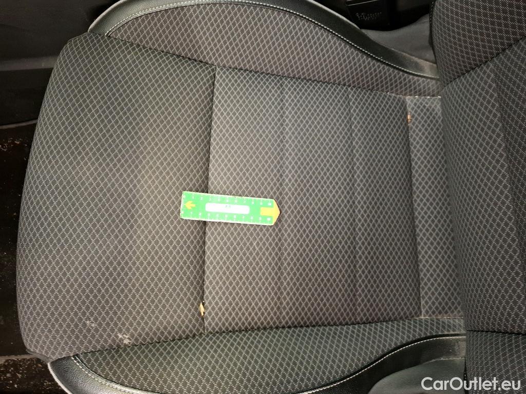  Renault  Arkana RENAULT  / 2021 / 5P / SUV Techno mild hybrid 140 EDC -22 #30