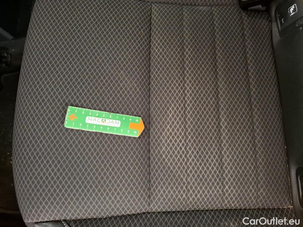  Renault  Arkana RENAULT  / 2021 / 5P / SUV Techno mild hybrid 140 EDC -22 #32