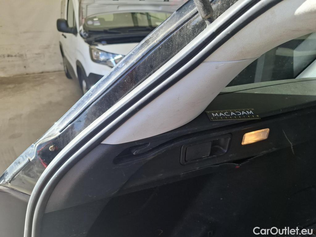  Peugeot  308  SW Style 1.5 HDi 130CV BVA8 E6d #158