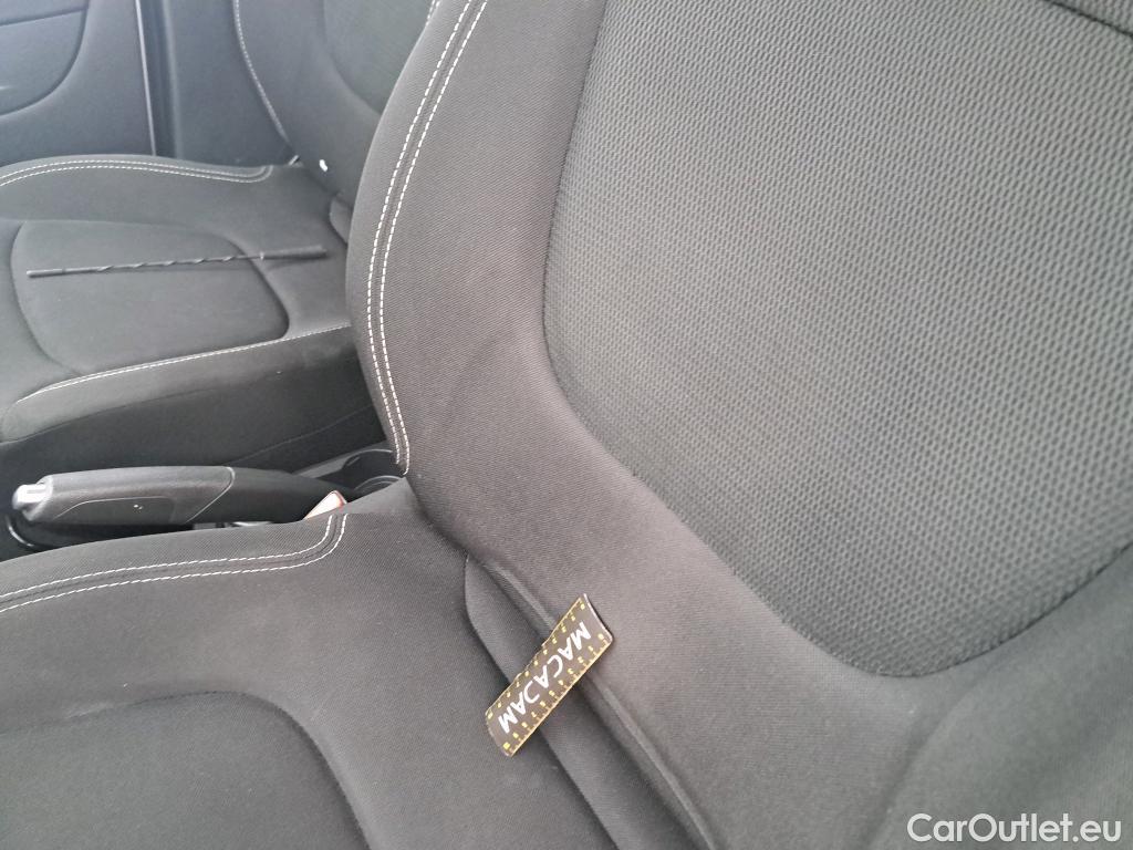  Renault  Captur  Business 0.9 TCe 90CV BVM5 E6 #36