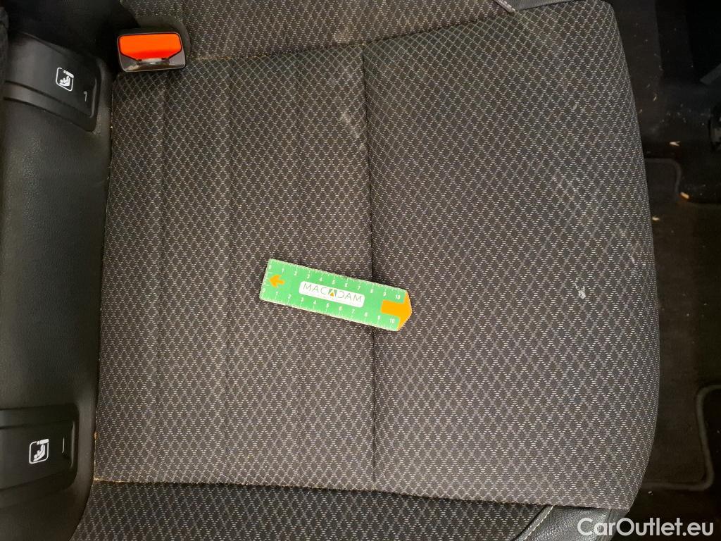  Renault  Arkana RENAULT  / 2021 / 5P / SUV Techno mild hybrid 140 EDC -22 #34