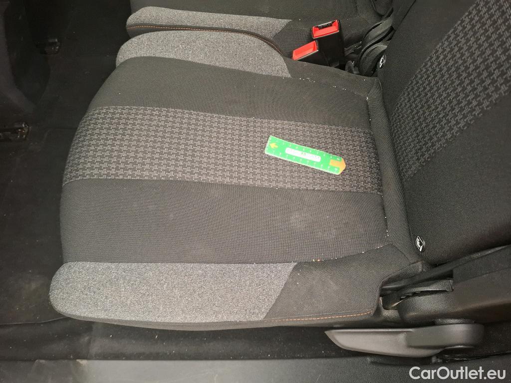  Peugeot  5008  Active Pack 1.5 HDi 130CV BVA8 7 Sieges E6d #15