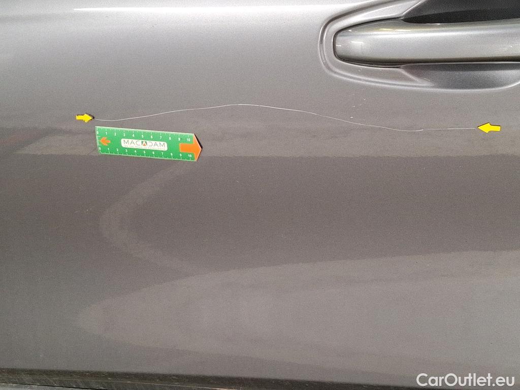  Renault  Arkana RENAULT  / 2021 / 5P / SUV Techno mild hybrid 140 EDC -22 #15