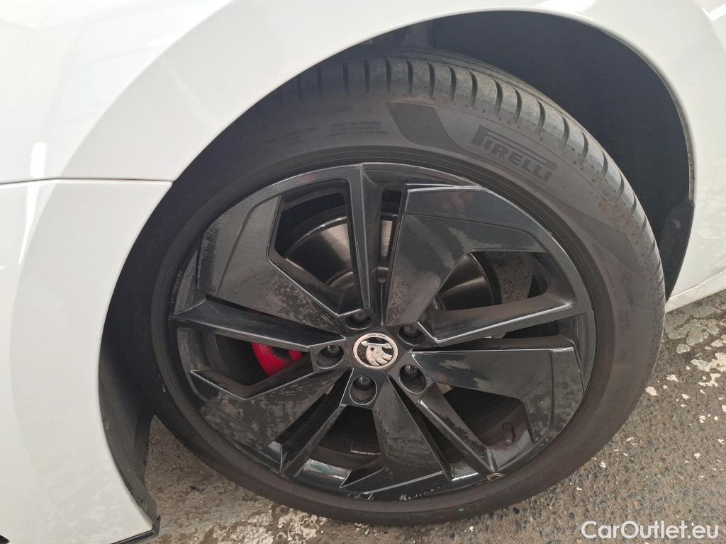  Skoda  Octavia  Break RS 2.0 TDI 200CV BVA7 E6d #13