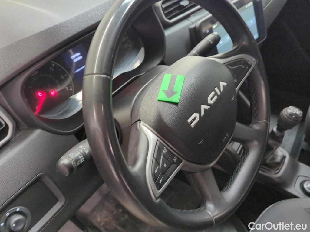  Dacia  Duster 1.5 Blue dCi 115CP Expression 4x4 #4