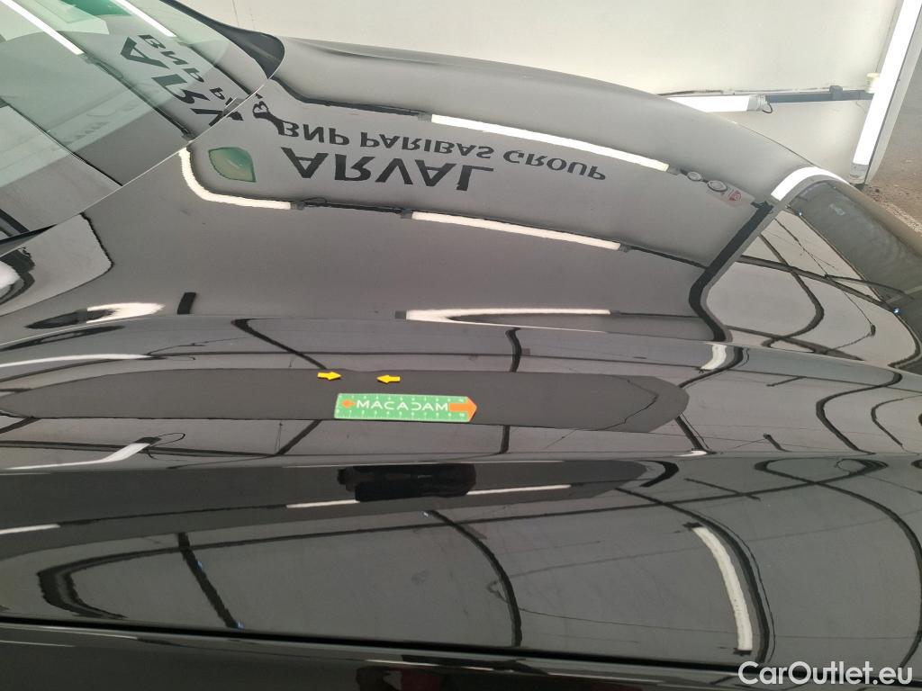  Volvo  XC60 VOLVO  / 2021 / 5P / SUV B4 197 Geartronic 8 Momentum Business #9