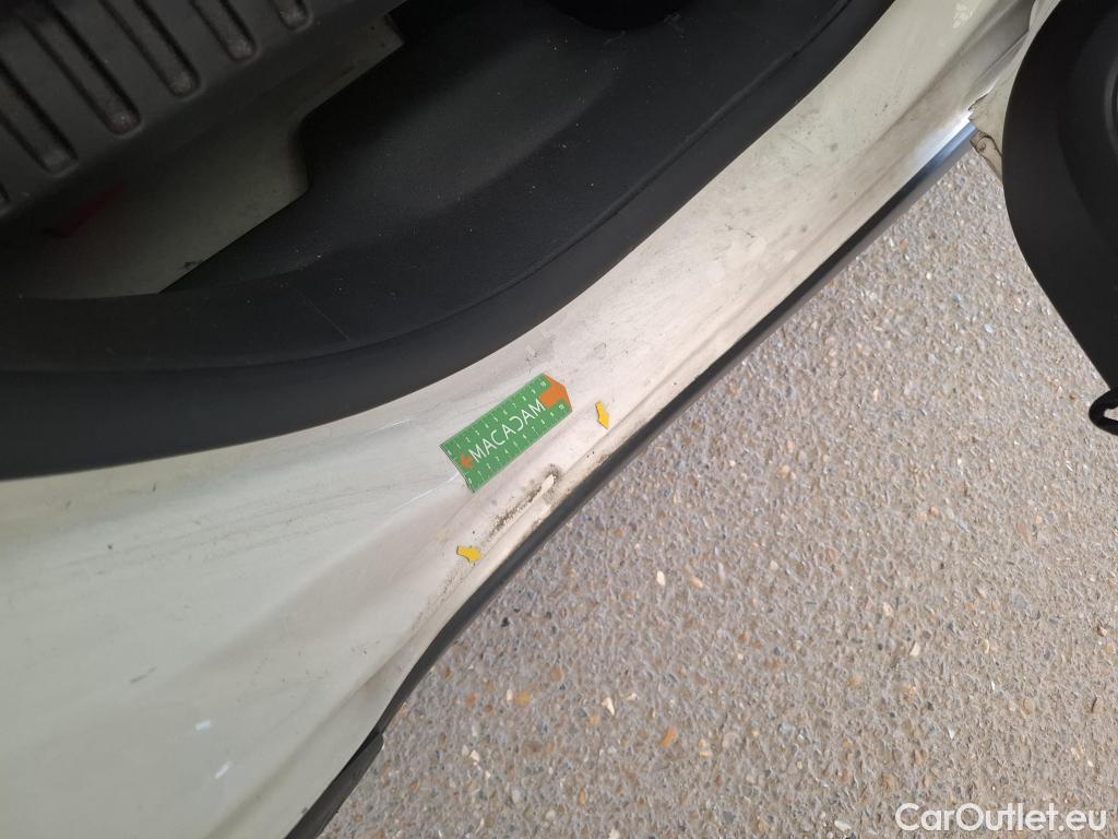  Citroen  C3  Société Feel 1.5 BlueHDI 100CV BVM5 E6dT #32