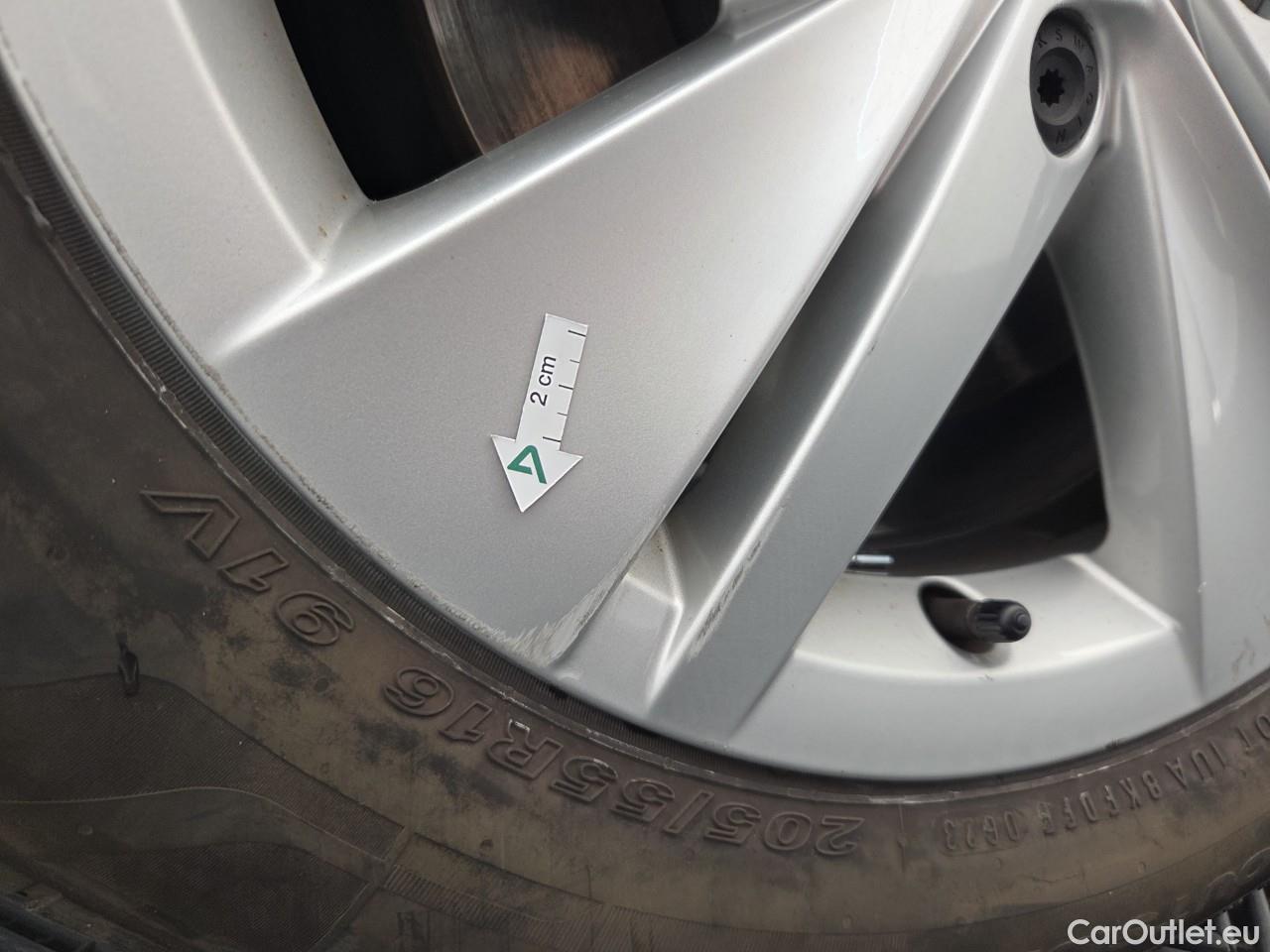  Volkswagen  Golf  Life 1.5 eTSI ACT DSG mild-Hybrid #7