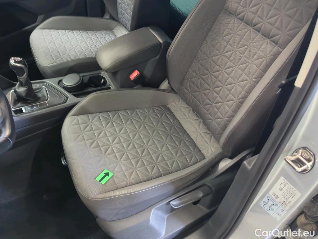  Volkswagen  Tiguan Life 1.5 TSI 150CP #18
