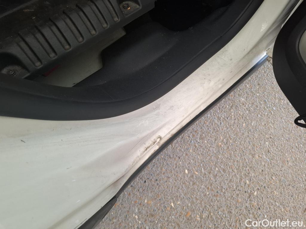  Citroen  C3  Société Feel 1.5 BlueHDI 100CV BVM5 E6dT #33