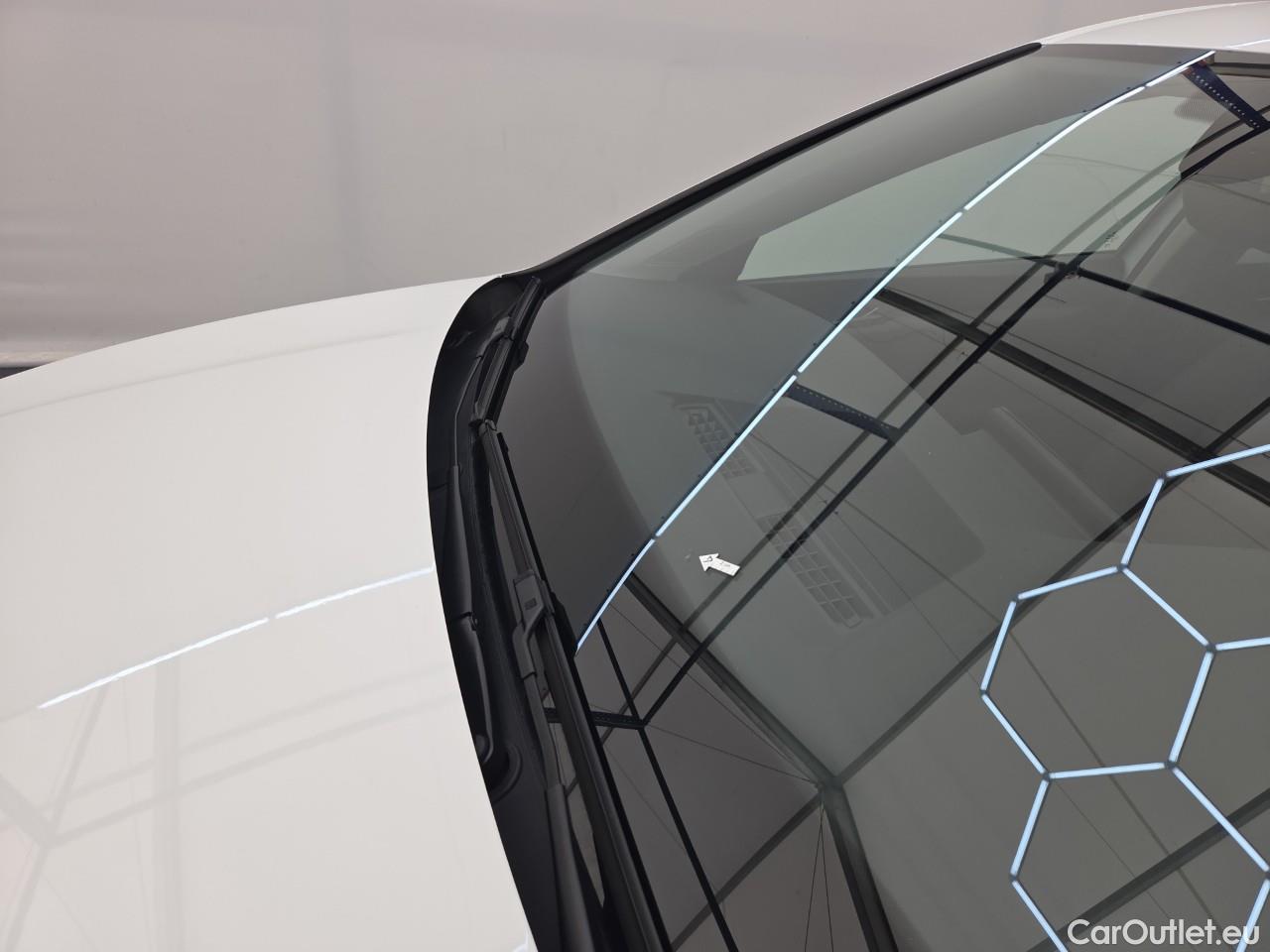  Volkswagen  Golf  Life 1.5 eTSI ACT DSG mild-Hybrid #4