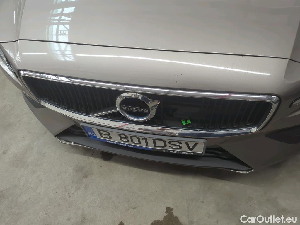  Volvo  V60 2.0 D4 190CP Momentum Pro AT8 #19