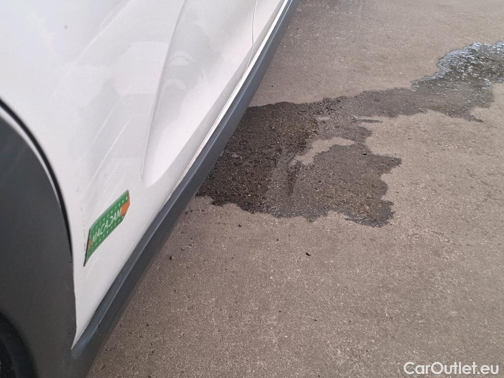  Citroen  C3  Société Feel 1.5 BlueHDI 100CV BVM5 E6dT #44
