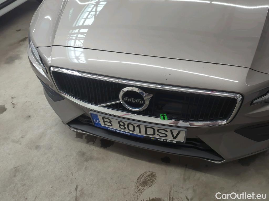  Volvo  V60 2.0 D4 190CP Momentum Pro AT8 #3