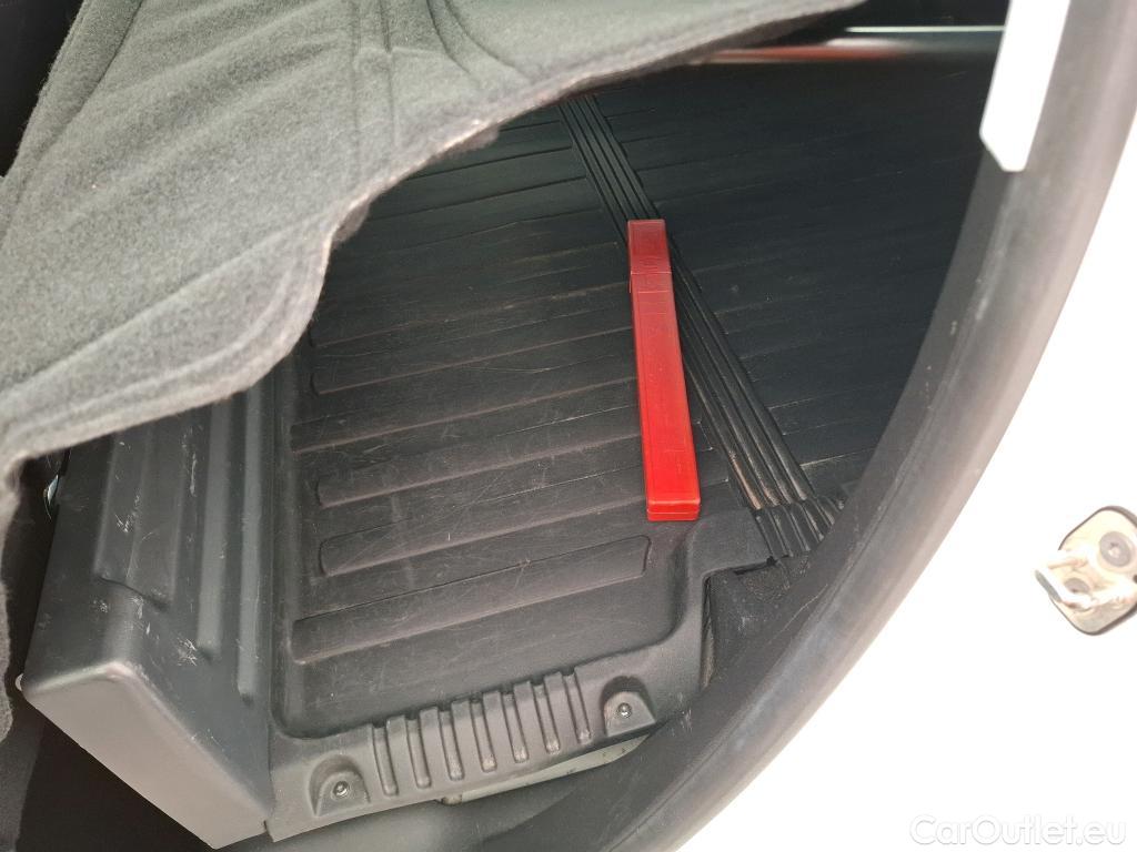  Peugeot  208  Affaire Premium Pack 1.5 HDi 100CV BVM5 E6dT #26
