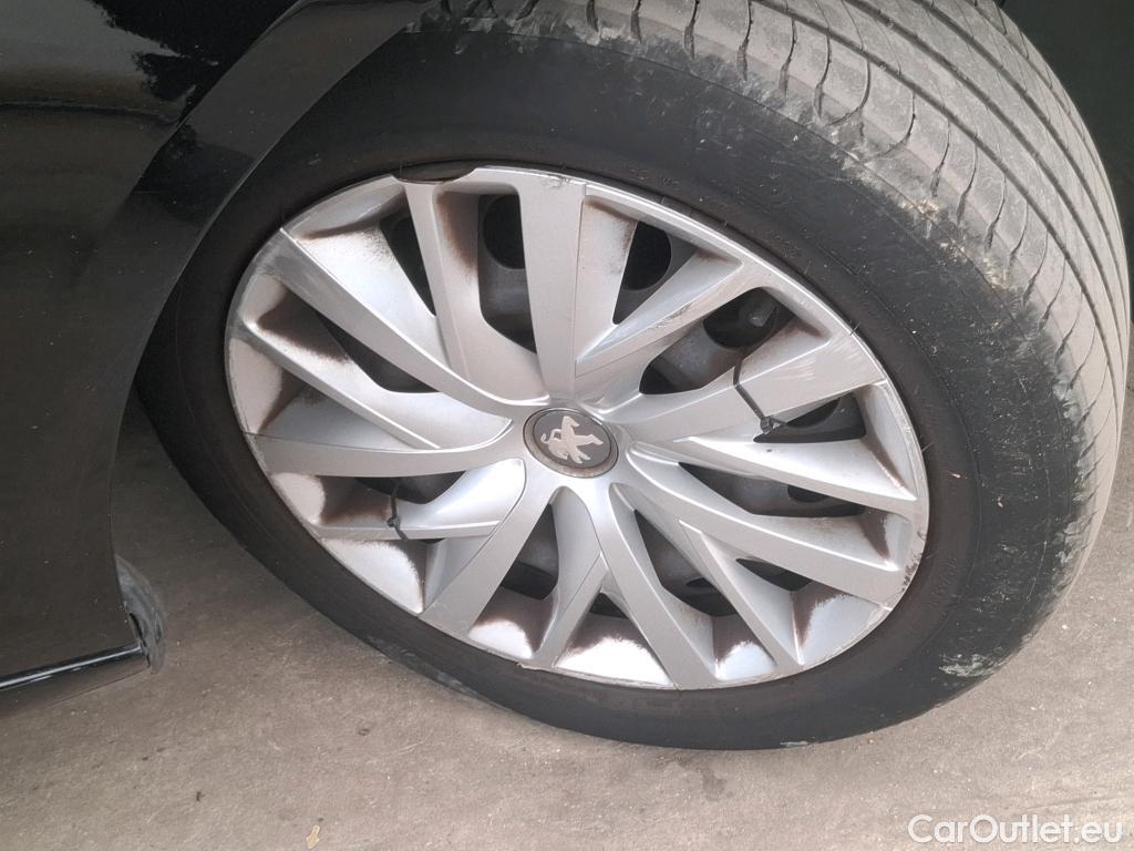  Peugeot  308  Active Pack 1.5 HDi 130CV BVM6 E6d #63