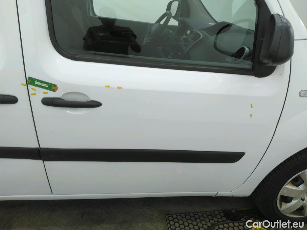  Renault  Kangoo  Express Maxi Extra (Série Spéciale) 1.5 dCi 90CV BVM5 E6 #46