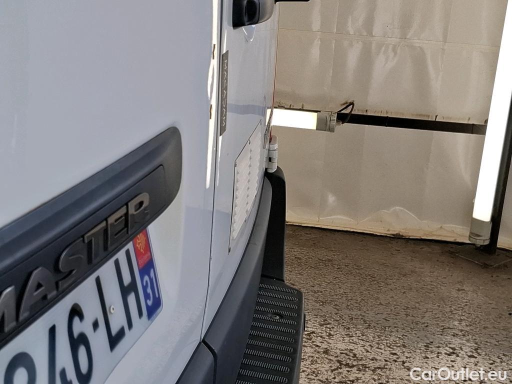  Renault  Master  III Fourgon L2H2 3 5 Grand Confort dCi 135CV BVM6 E6dT #25