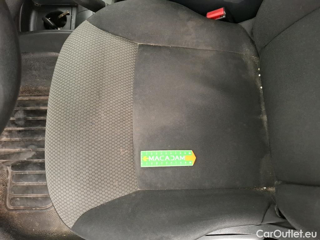  Renault  Kangoo  II Express Grand Confort (L1) 1.5 dCi 80CV BVM6 E6dT #17