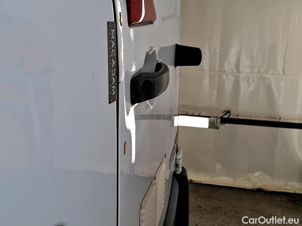  Renault  Master  III Fourgon L2H2 3 5 Grand Confort dCi 135CV BVM6 E6dT #7