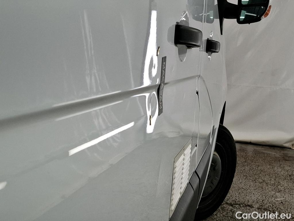  Renault  Master  III Fourgon L2H2 3 5 Grand Confort dCi 135CV BVM6 E6dT #3