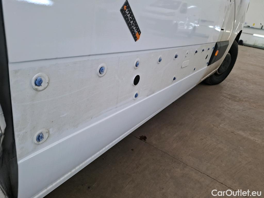  Renault  Master RENAULT  / 2019 / 4P / Fourgon tôlé FG Tr GCF F3500 L3H2 Blue dCi 135 #18