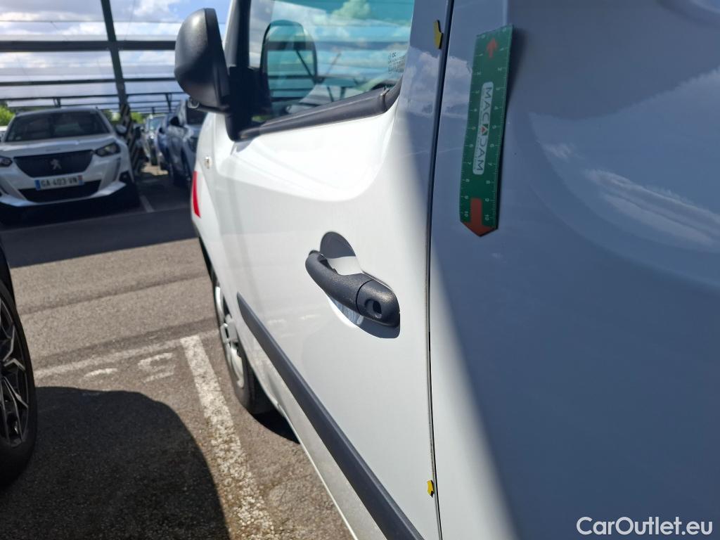  Renault  Kangoo  II Express Maxi Extra (Série Spéciale) 1.5 dCi 95CV BVM6 E6dT #19