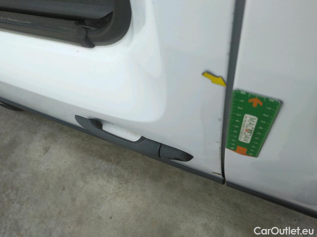  Renault  Kangoo  Express Maxi Extra (Série Spéciale) 1.5 dCi 90CV BVM5 E6 #19