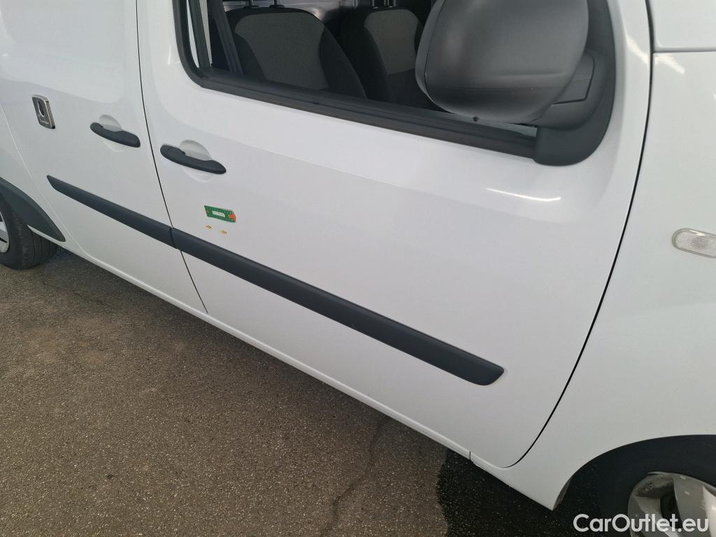  Renault  Kangoo  II Express Maxi Extra (Série Spéciale) 1.5 dCi 95CV BVM6 E6dT #28