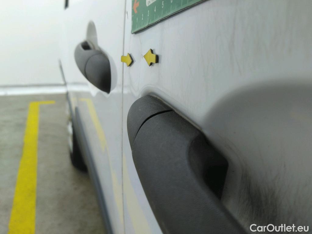  Renault  Kangoo  Express Maxi Extra (Série Spéciale) 1.5 dCi 90CV BVM5 E6 #51