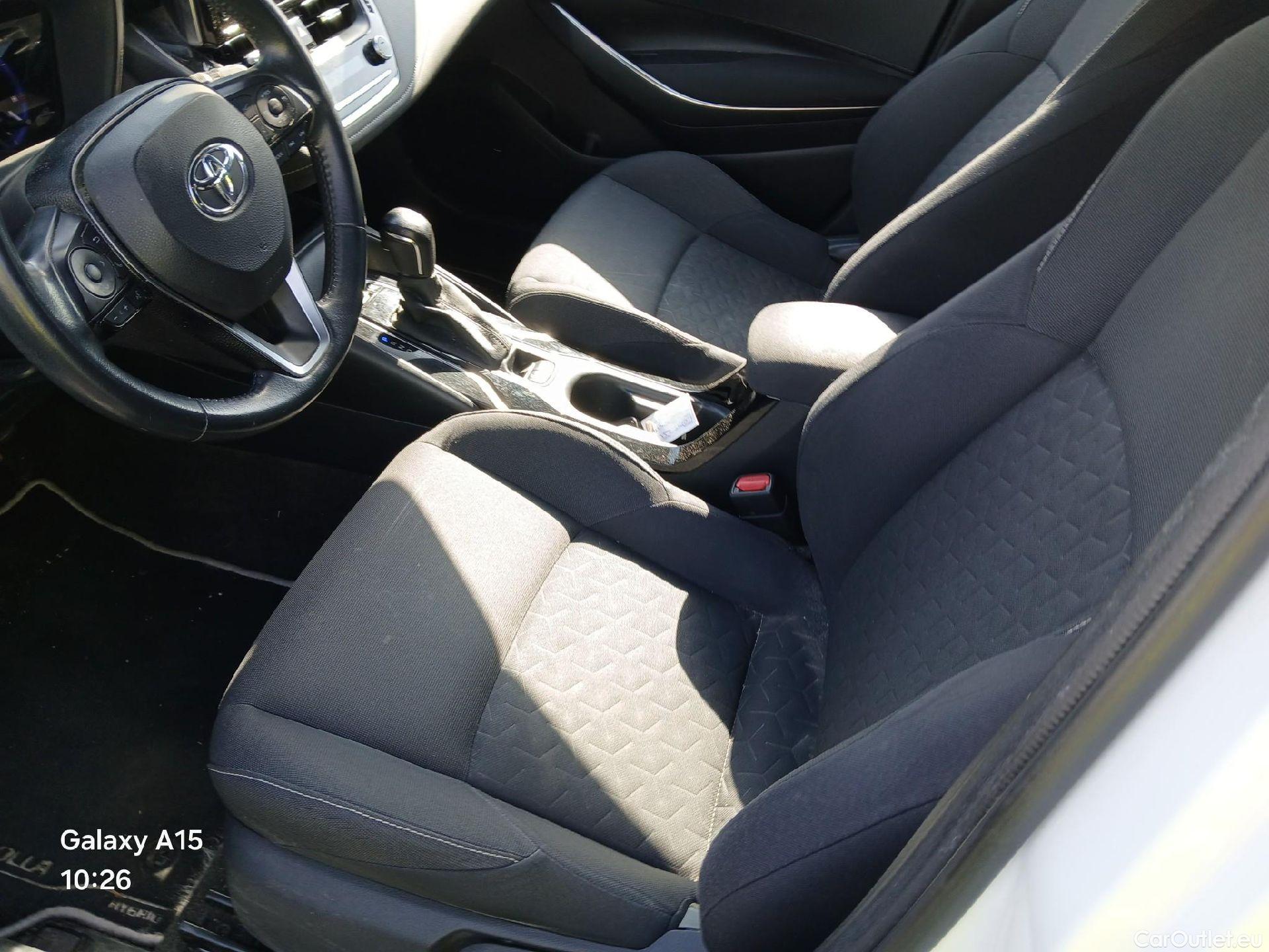  Toyota  Corolla TOYOTA  1.8 125H ACTIVE TECH E-CVT #3
