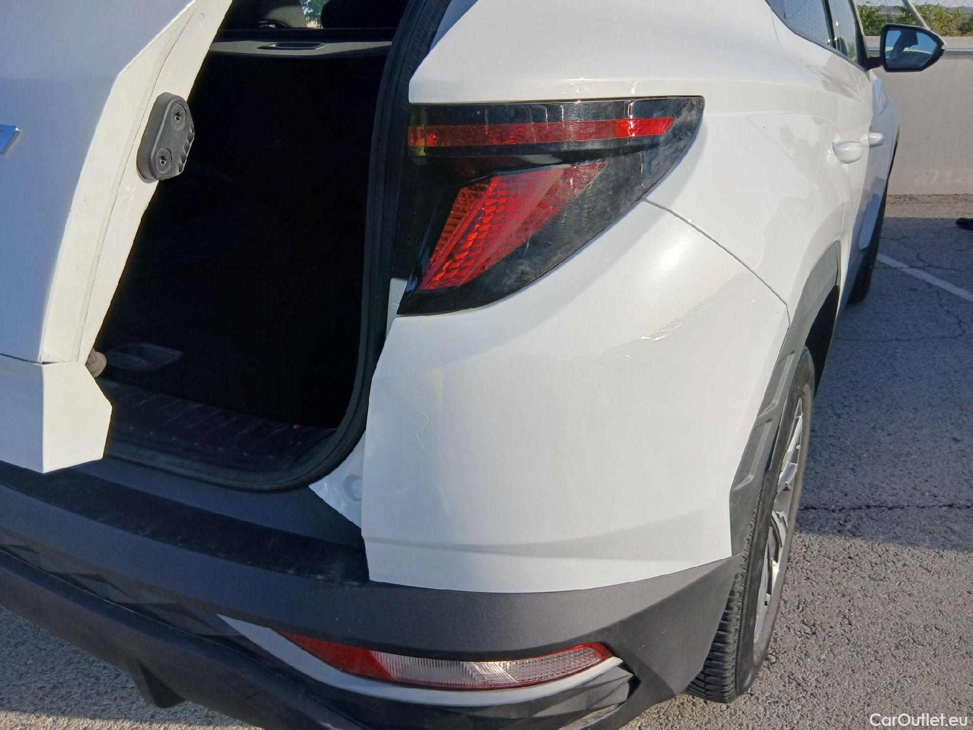  Hyundai  Tucson HYUNDAI  / 2020 / 5P / todoterreno 1.6 CRDI 85kW (115CV) Klass #32