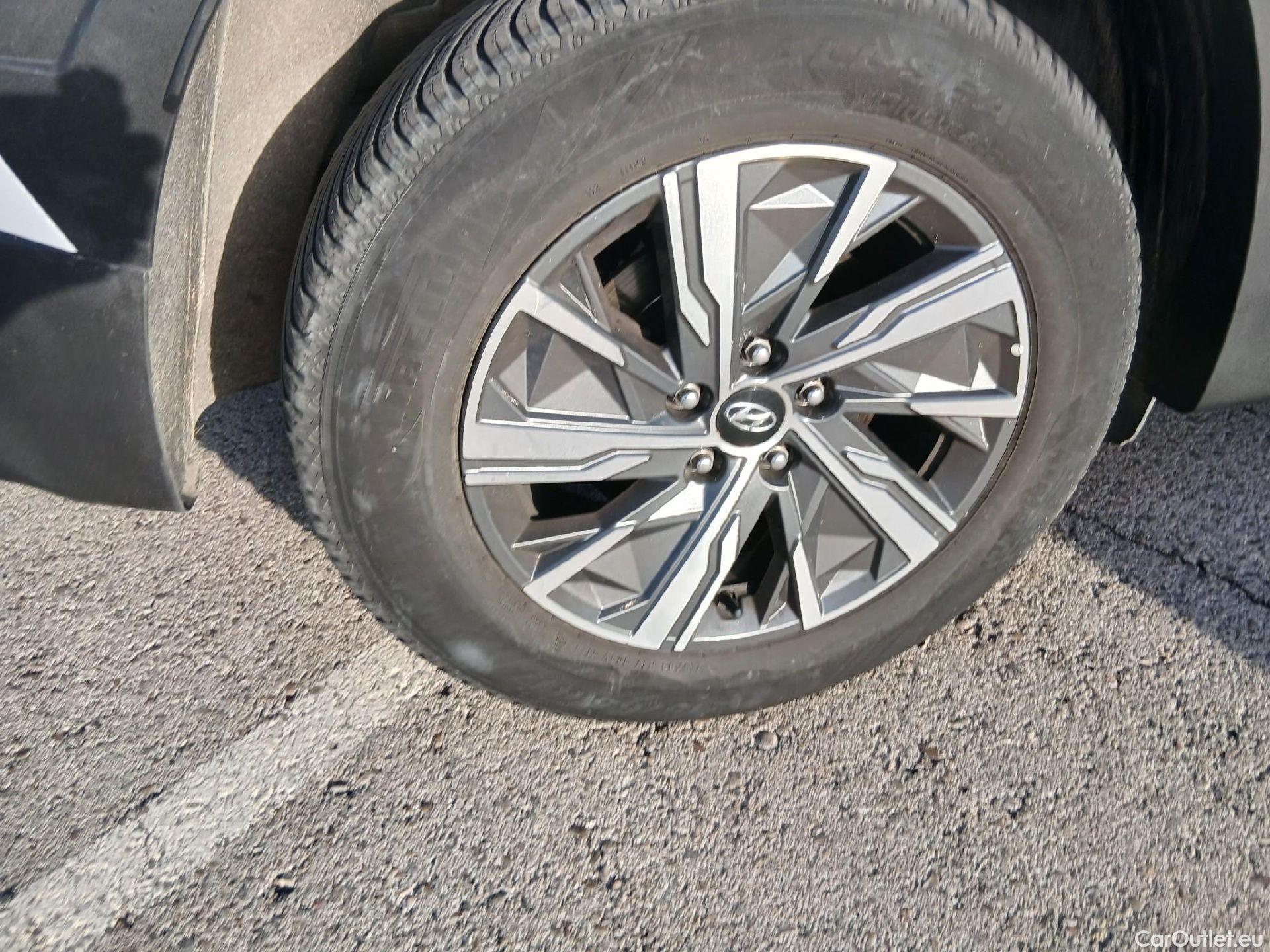  Hyundai  Tucson HYUNDAI  / 2020 / 5P / todoterreno 1.6 CRDI 85kW (115CV) Klass #39