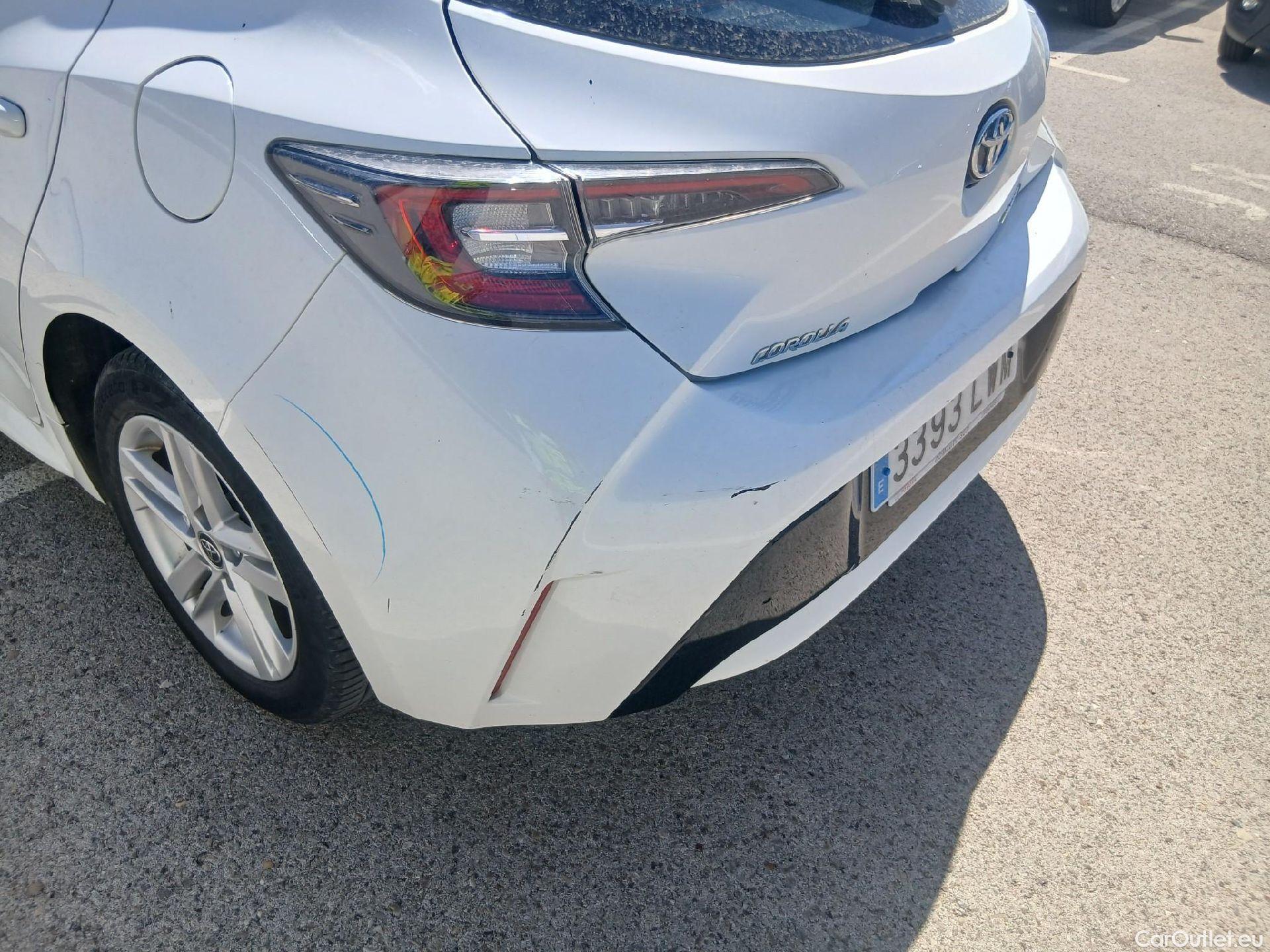  Toyota  Corolla TOYOTA  / 2019 / 5P / berlina con portón 1.8 125H BUSINESS PLUS E-CVT #18